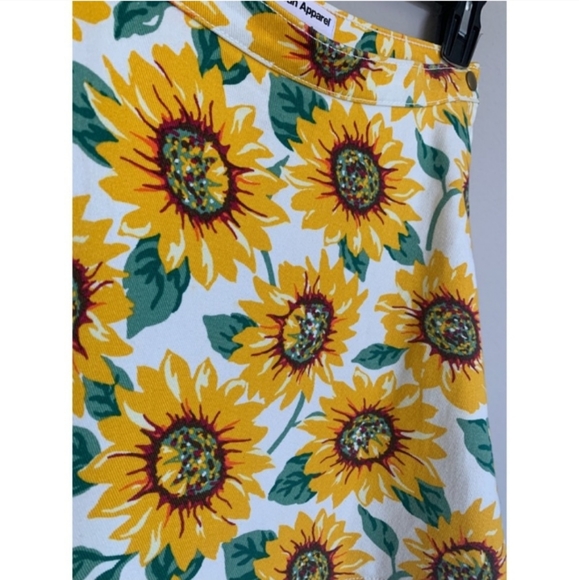 NEW seen on Arianna Grande American Apparel sunflower denim flare mini skirt M - Picture 5 of 8